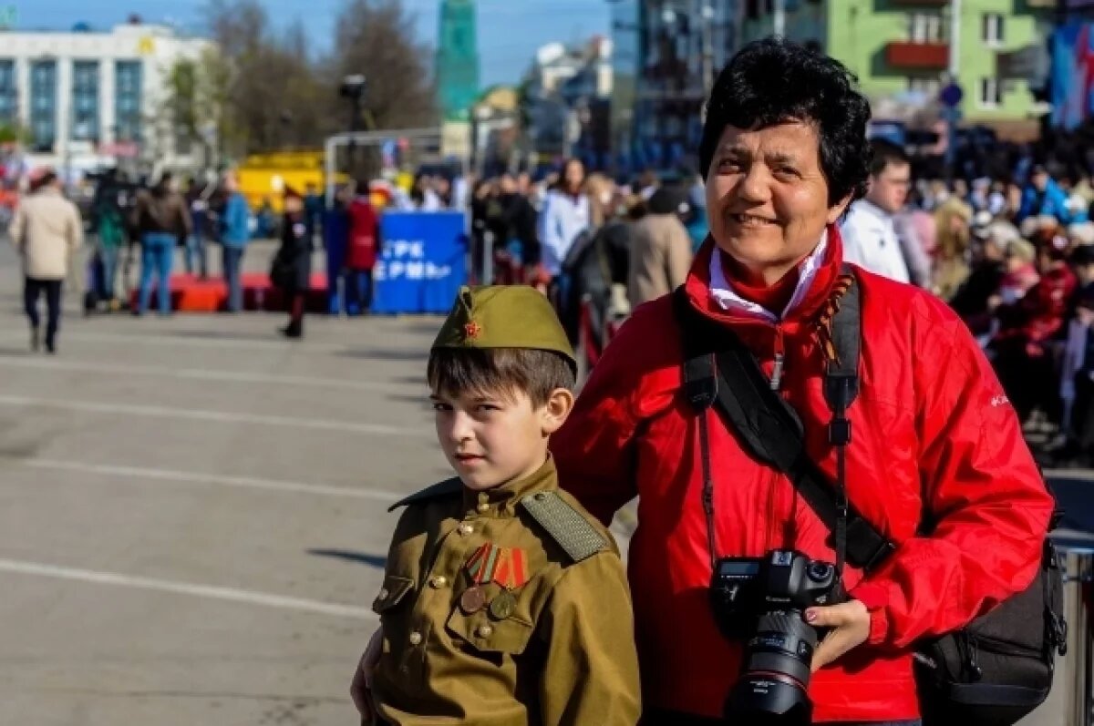    Лейла Туркина с внуком Артёмом