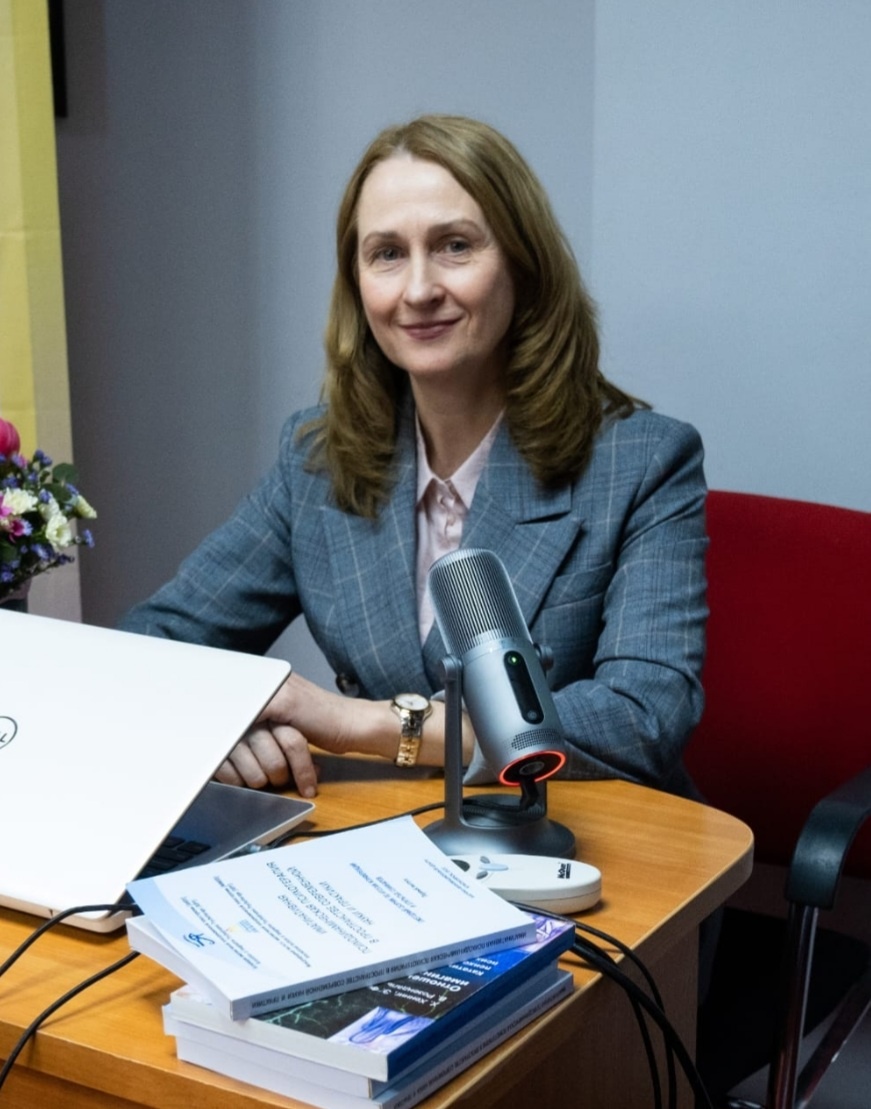 Ведущая групповой дискуссии Бенар Наталия Владимировна