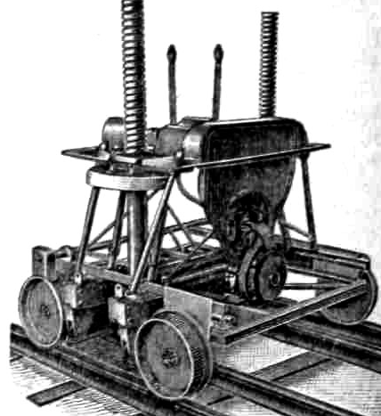 Рис. 1 Моторный путеподъемник