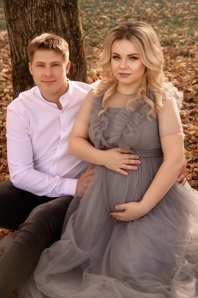 Егор и Вика.  https://avatars.dzeninfra.ru/get-zen_doc/9233038/pub_63cea2c5bcc69562d5b06f2c_63dd1c61326b5021965ba2aa/scale_1200