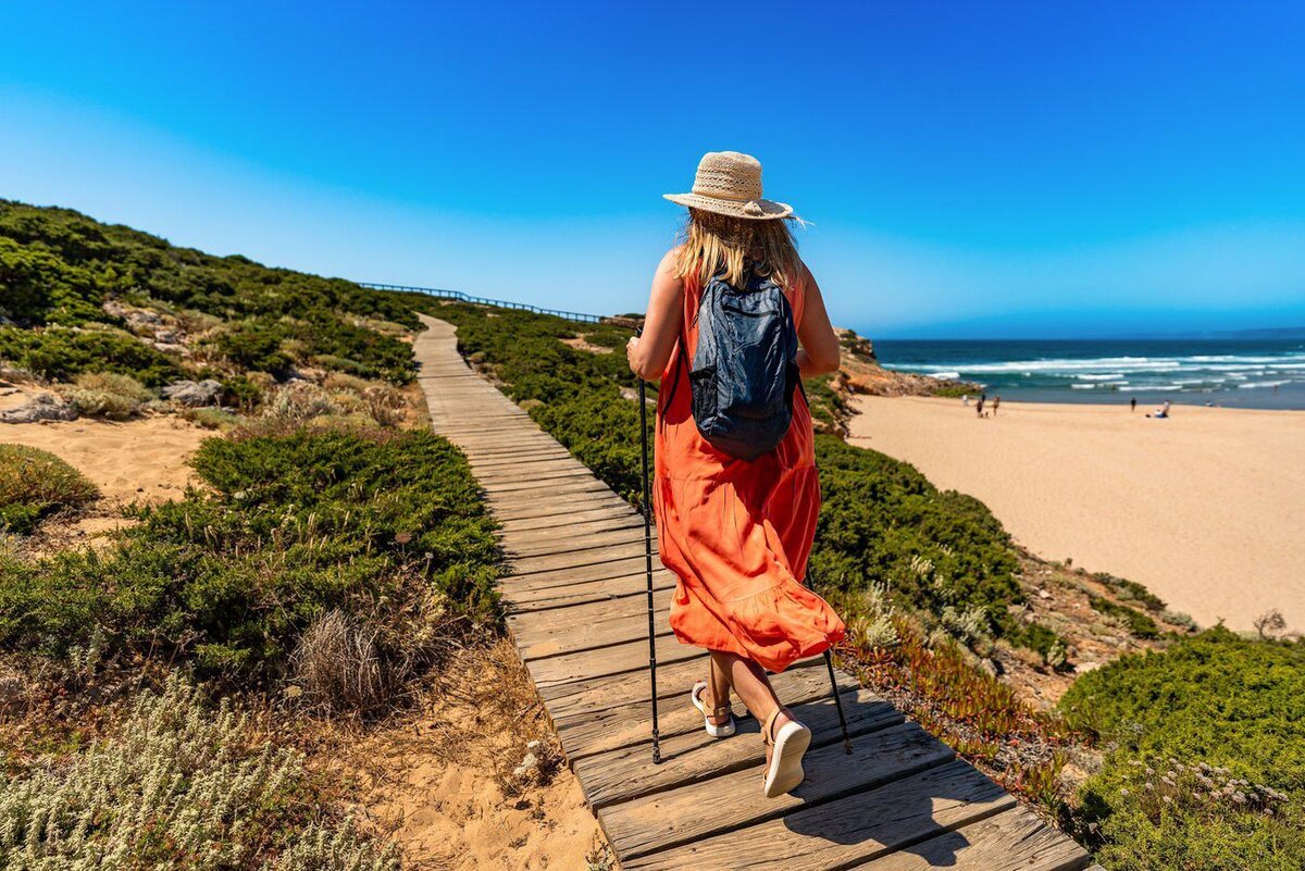 Идите на прогулку при первой возможности. acek Chabraszewski / Copyright (c) 2025 Jacek Chabraszewski/Shutterstock. No use without permission. 