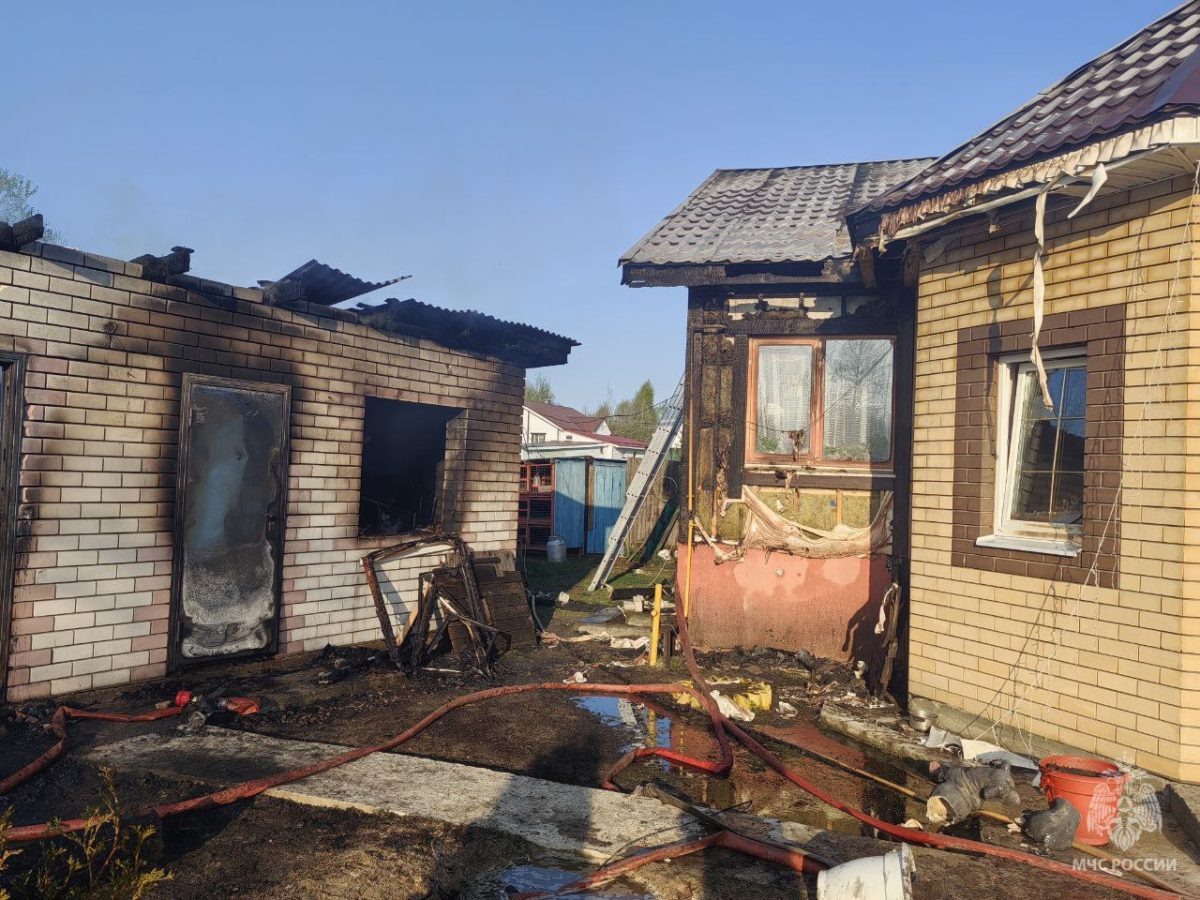    Пожарные МЧС России ликвидировали возгорание на территории 104 квадратных метра