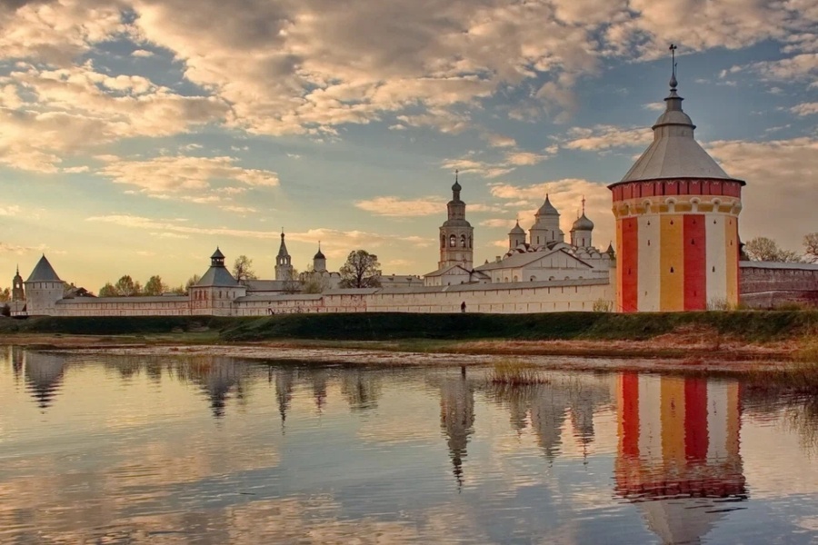 Спасо-Прилуцкий Димитриев мужской монастырь