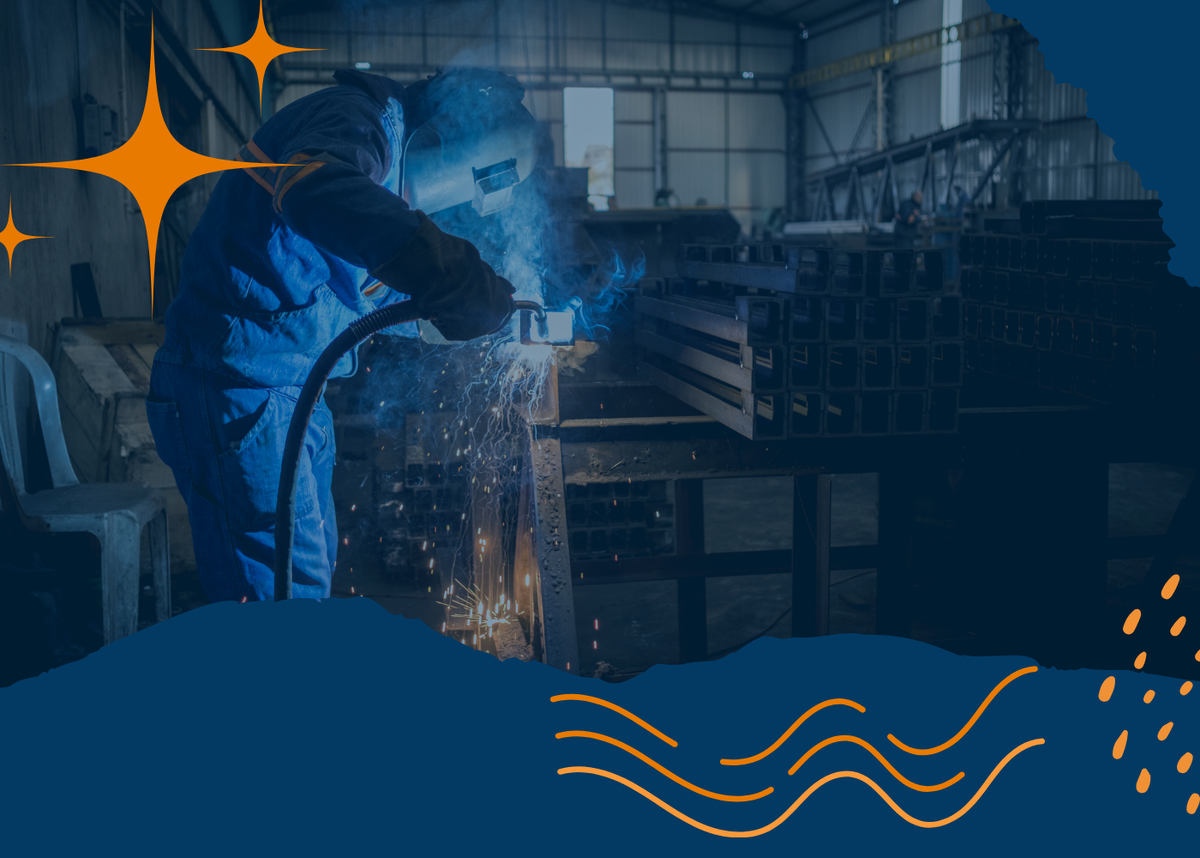 Сварщик за работой