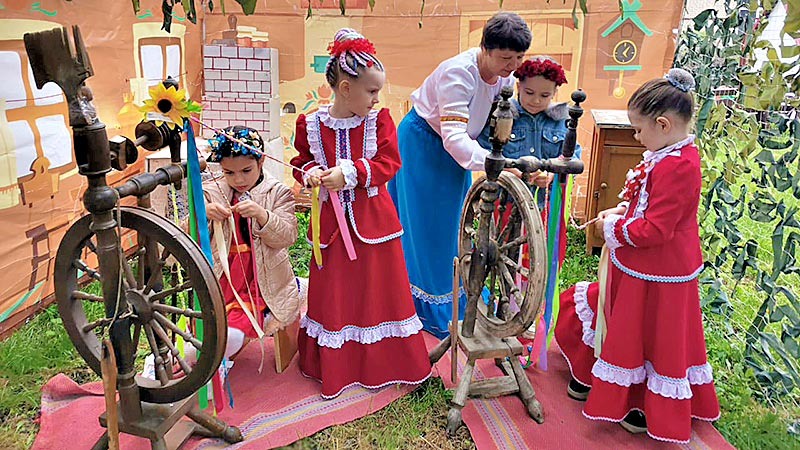    Первый фестиваль стал ярким событием