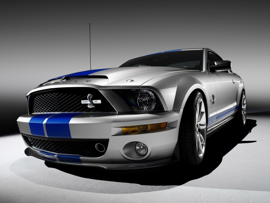 Ford Mustang S197