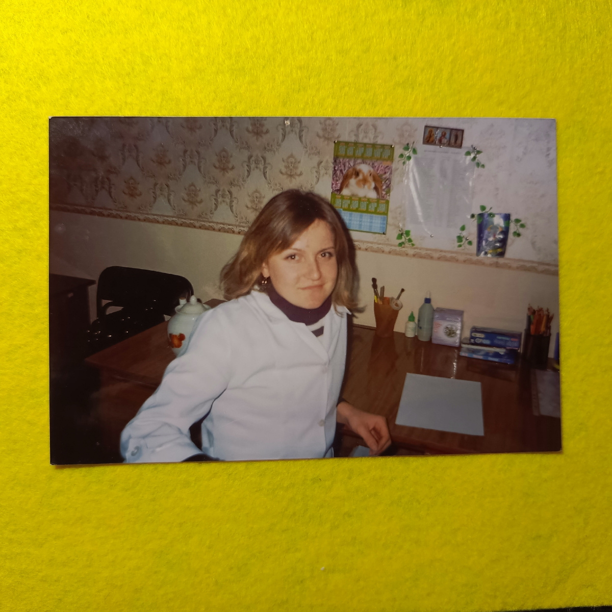 Фото из личного архива. Это я за рабочим столом, ОКПБ г. Донецка, 2010 год.