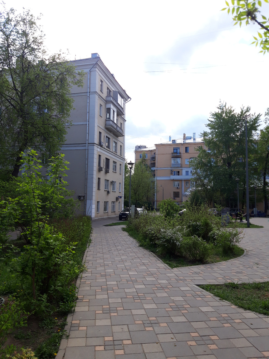 Снова апрель в Москве, 23.04, 9:52 am