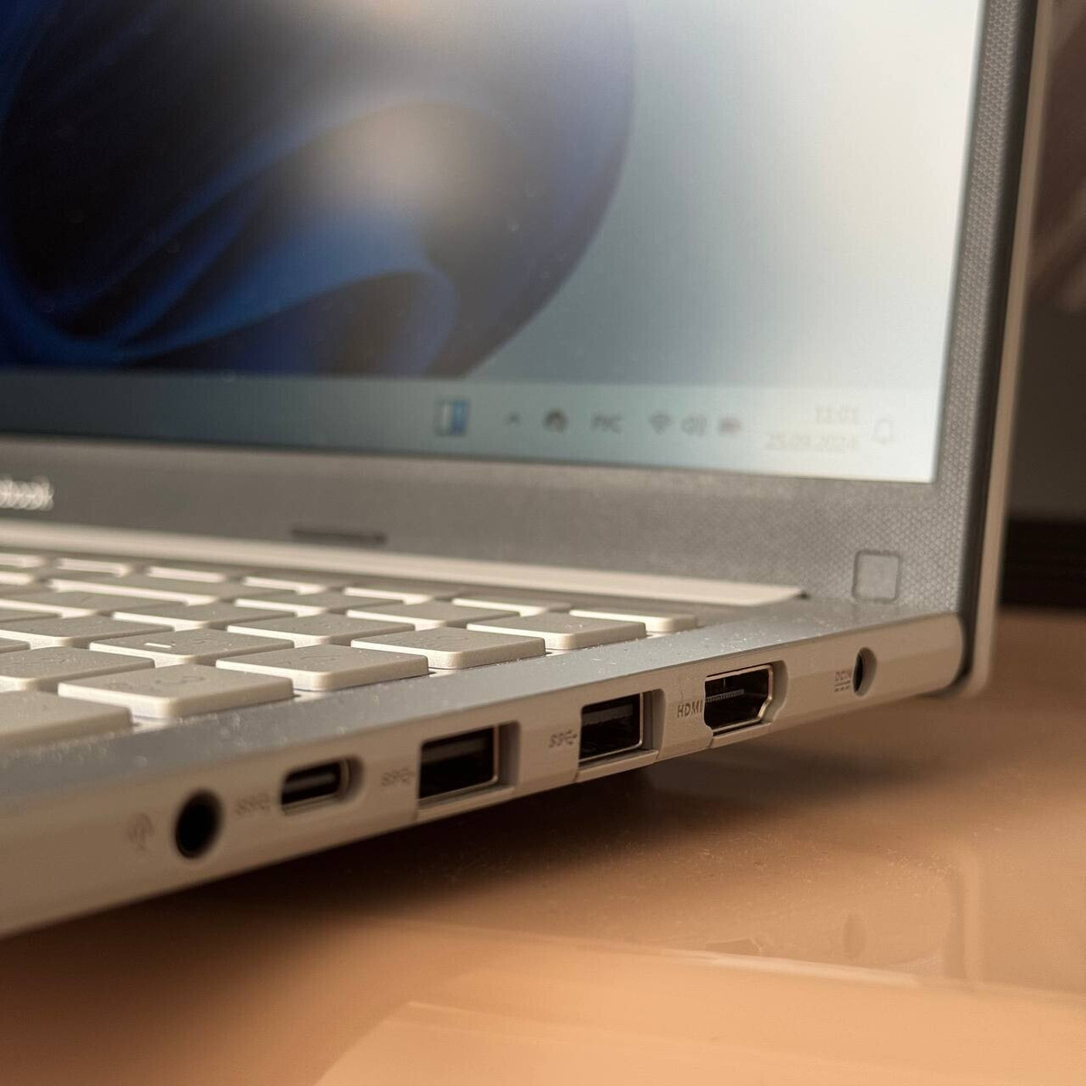 Asus VivoBook 15 X1504Z