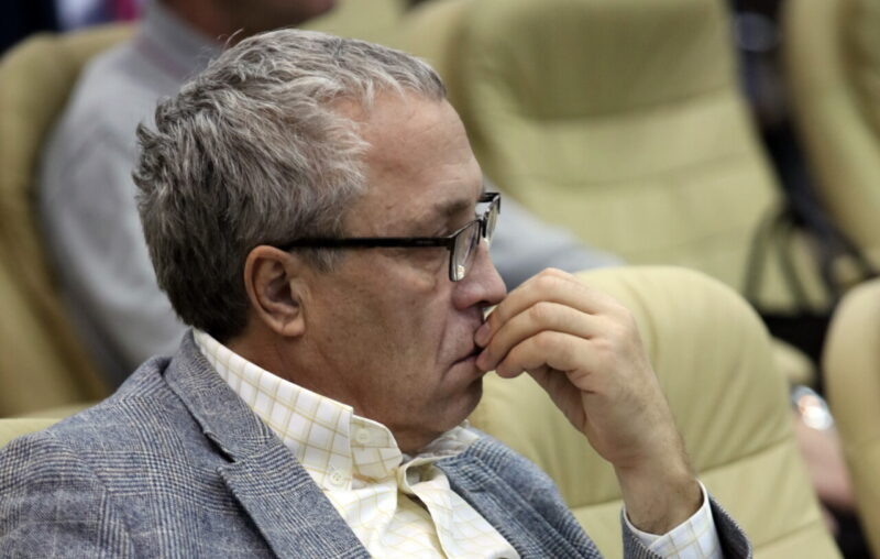 Раис Хайров — стал заговорщиком? Против кого он теперь «дружит»?! Фото: Столица С