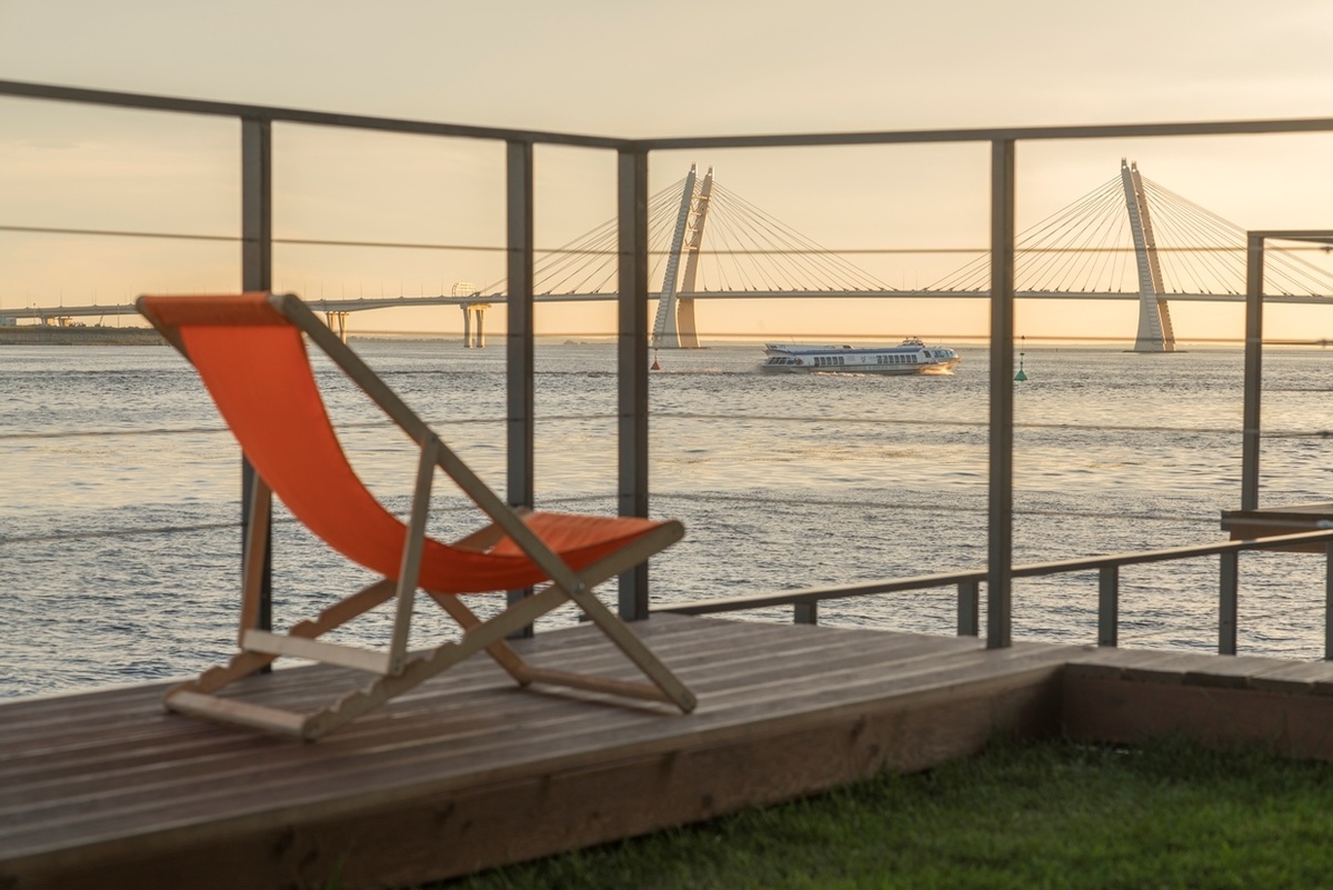 Летняя набережная Квартала