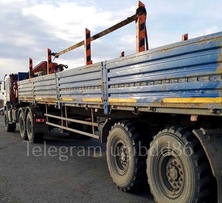    В Югре в автоаварию попал сломавшийся автомобиль, пострадал пассажир