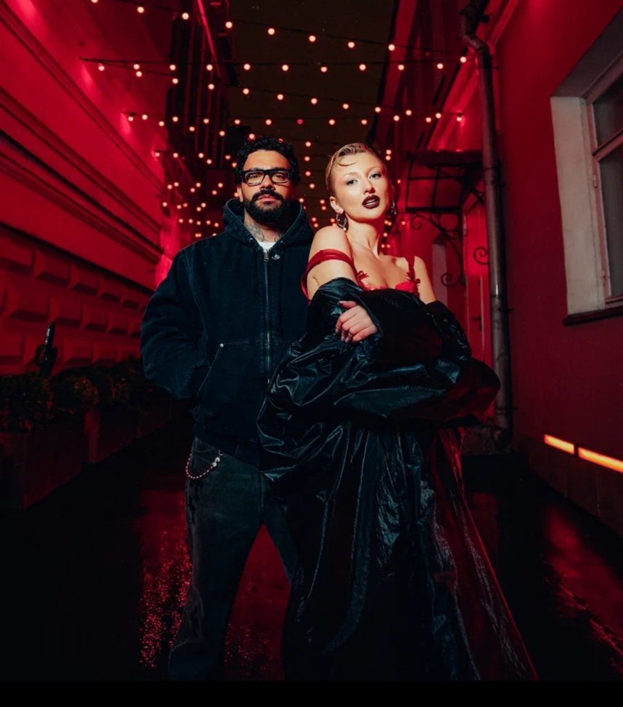    Марго с Тимати редакция RTWeek