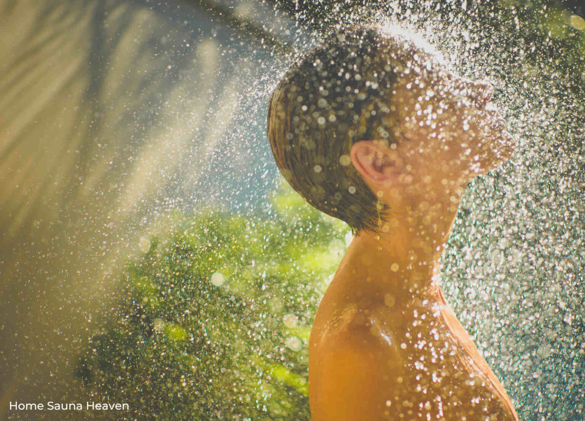 Душ в сауне