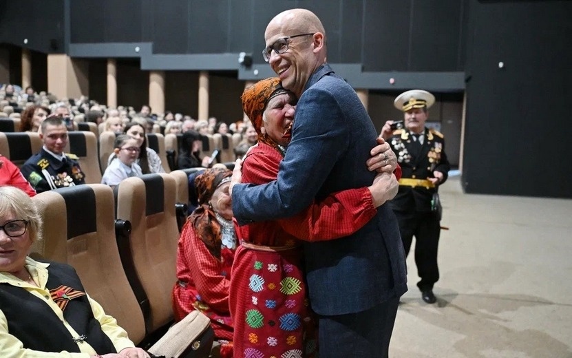    Фильм о военном детстве солистки «Бабушек из Бураново» презентовали в Удмуртии