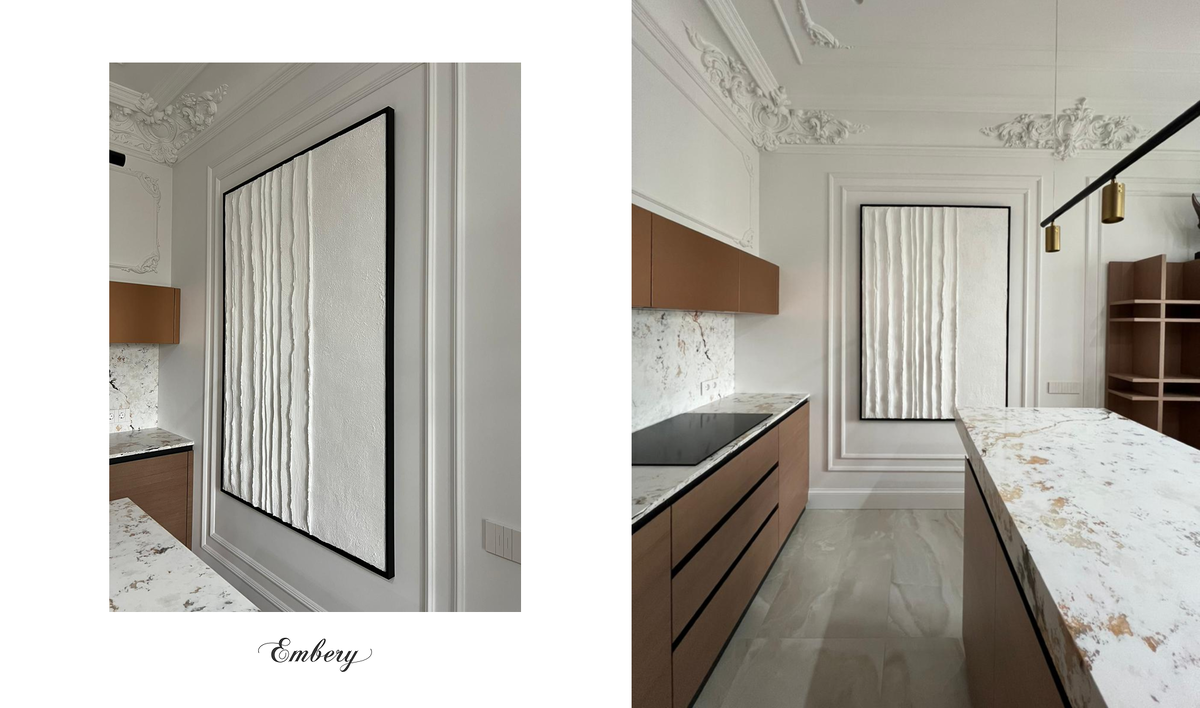 Картина выполнена текстурной пастой и оформлена в багет парус