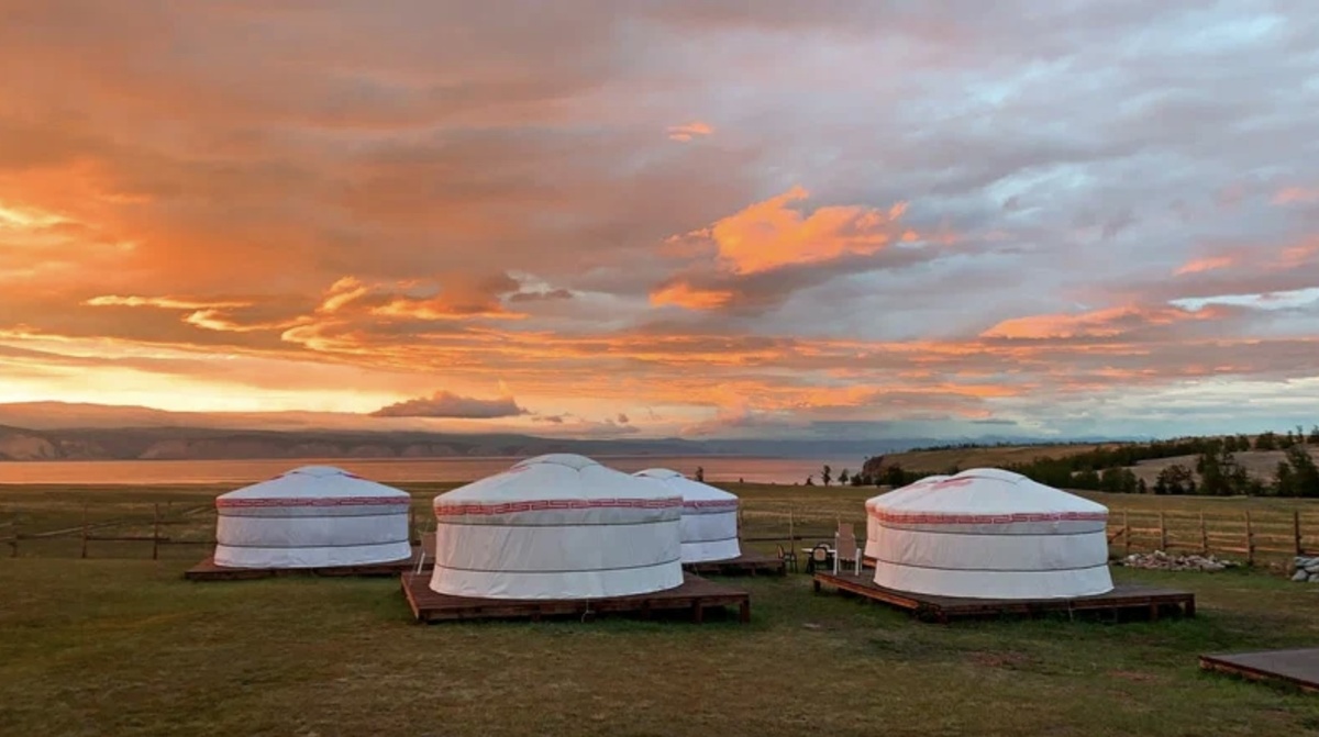 Baikal Babr глэмпинг. Байкал