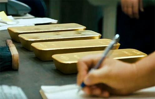 Кадр из видео о компании "Кумтор Голд"