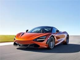 McLaren 720S:
