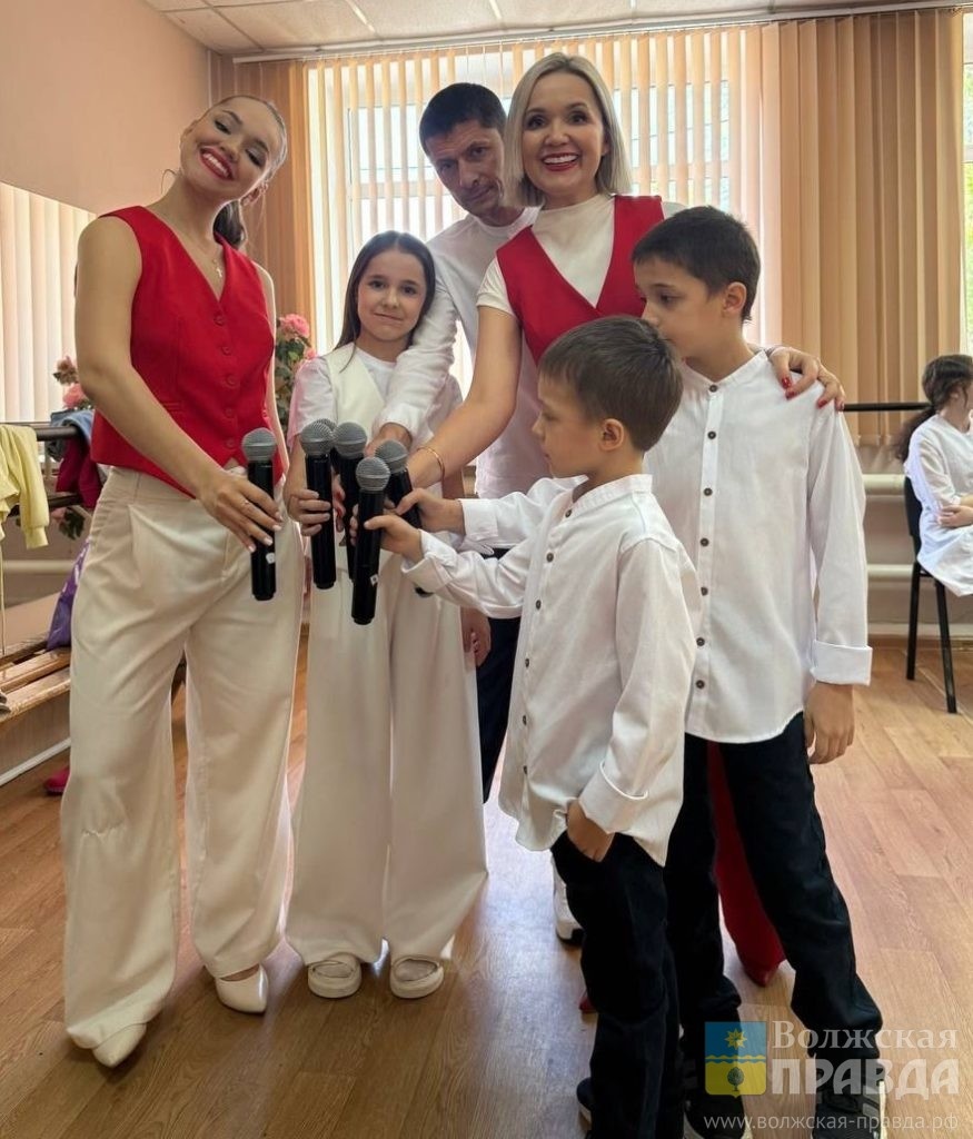 Семья Заруцких - Райс📷    Две семьи из Волжского победили в региональном этапе Всероссийского конкурса «Семья года»
