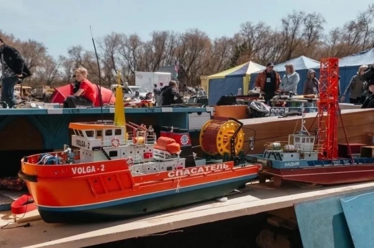    В Новосибирске создают уникальные модели кораблей для соревнований