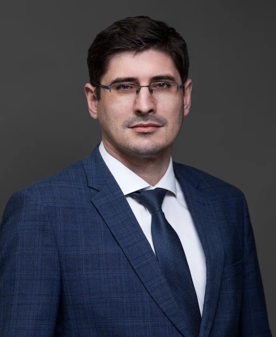 Андрей Саносян