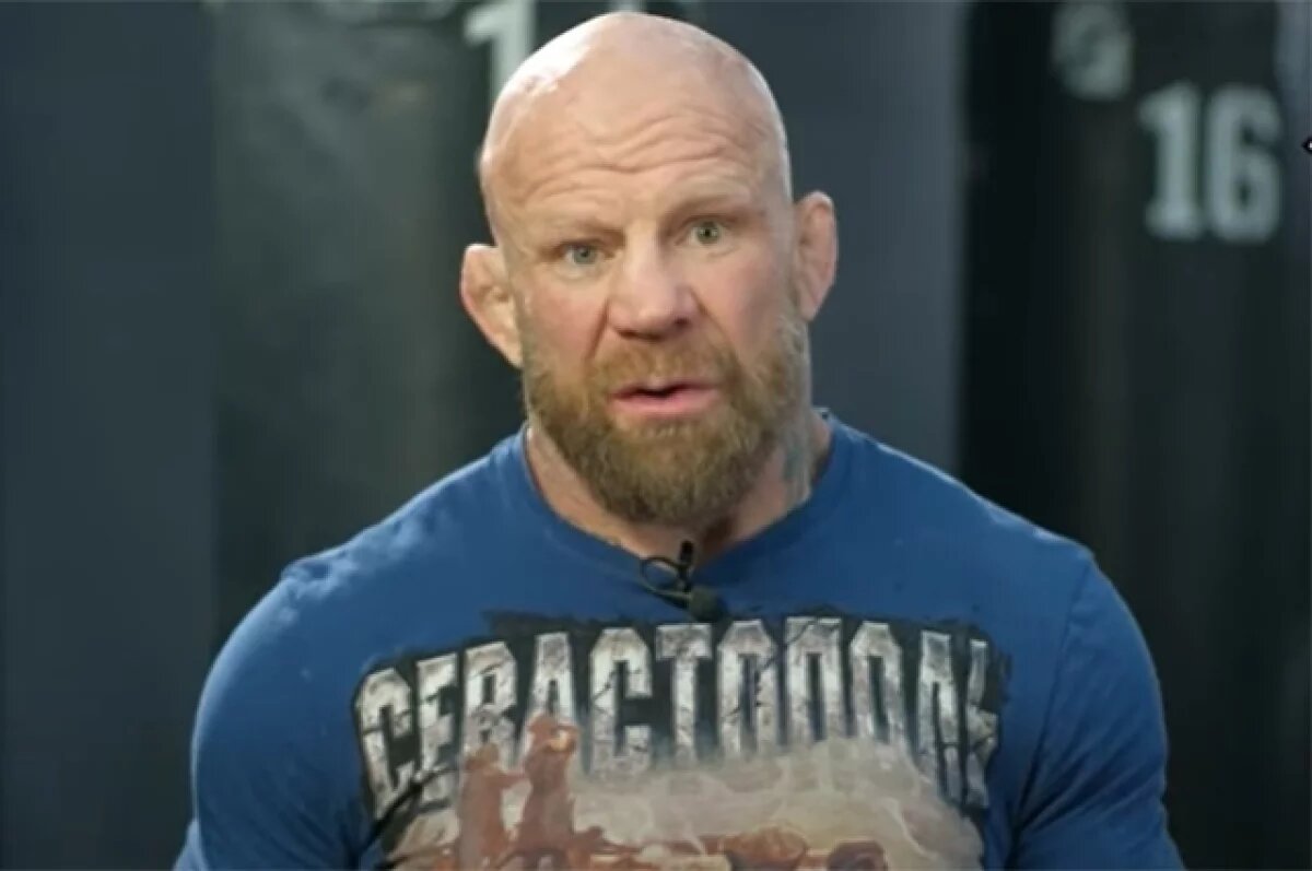    Джефф Монсон заявил, что собирается посетить Херсонскую область в июне