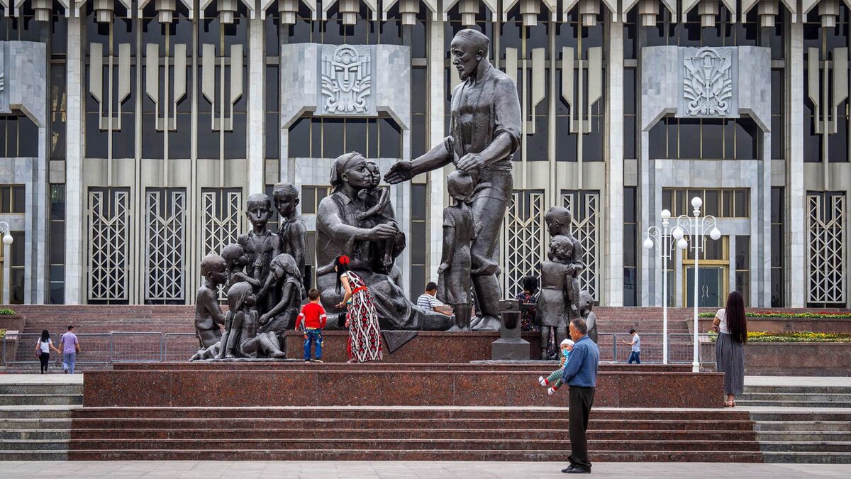 Ташкент. Монумент Дружбы Народов (фото из открытых источников