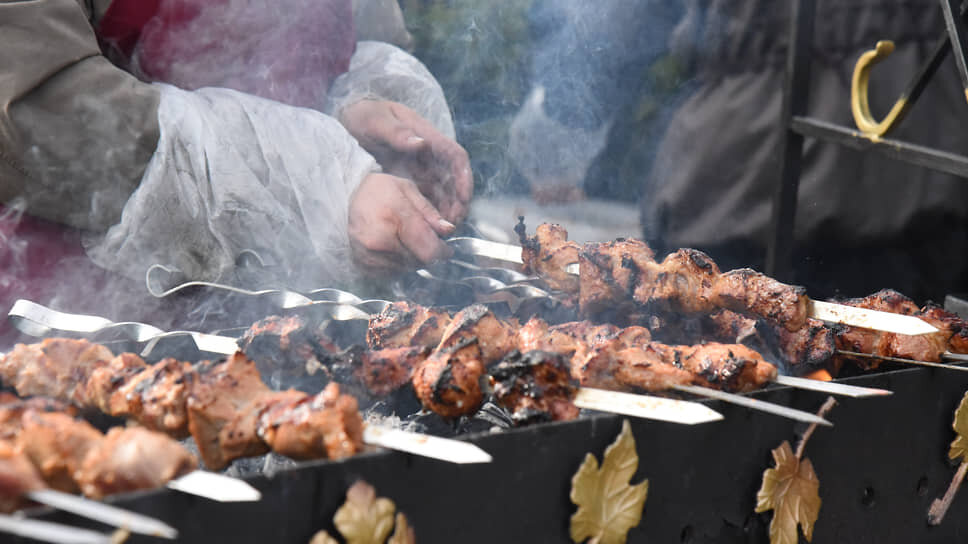 В Нижнекамске суд на 90 дней остановил работу шашлычной «ВкусноБро».📷Фото: Олег Харсеев / Коммерсантъ