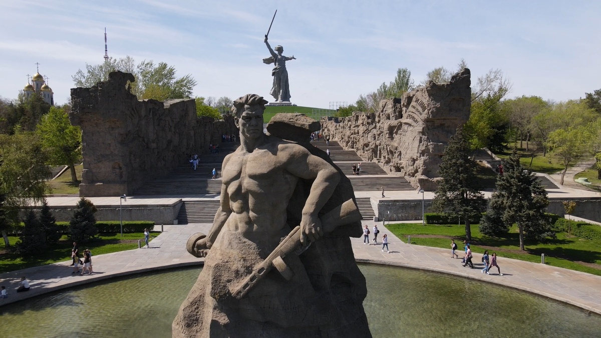 полное видео  https://rutube.ru/video/71bbd4cfe01fb75076b4761f2ac62eb2/