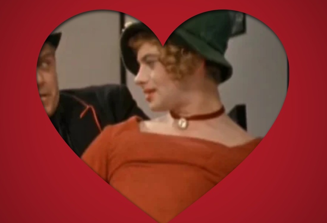 В галерее – фотошоп кадров из советских фильмов «Каин XVIII» и «Гусарская баллада» 