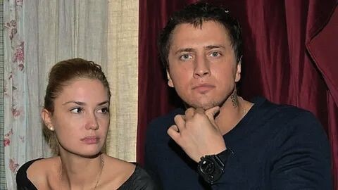 Вероятно, Агата мстит Павлу