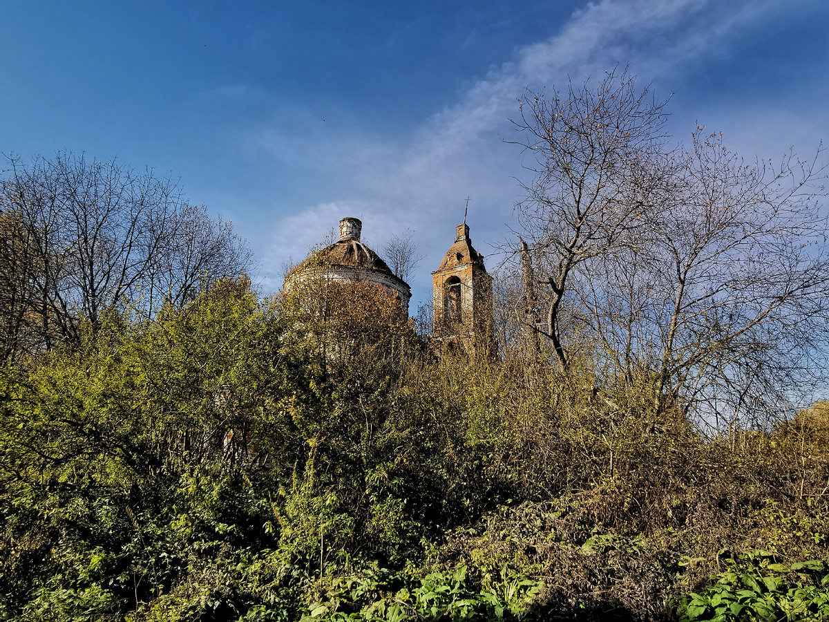 Пожарское, Покровская церковь.