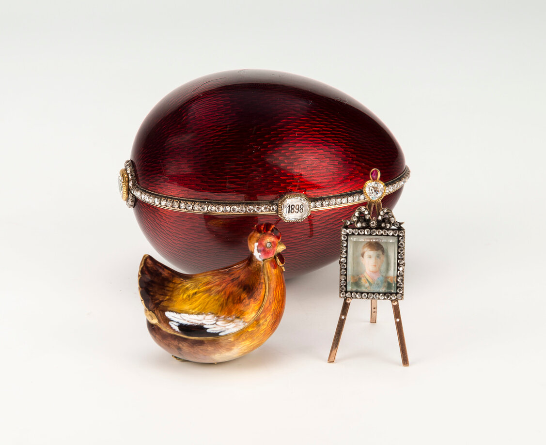 Яйцо «Курочка» Варвары Кельх. Санкт-Петербург, 1898. Фирма Фаберже, мастер Михаил Перхин. Собрание Музея Фаберже