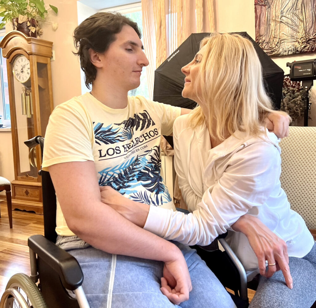 Гоша с мамой