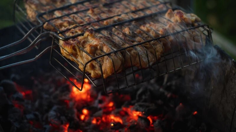     Шашлык. Майские праздники. CC0