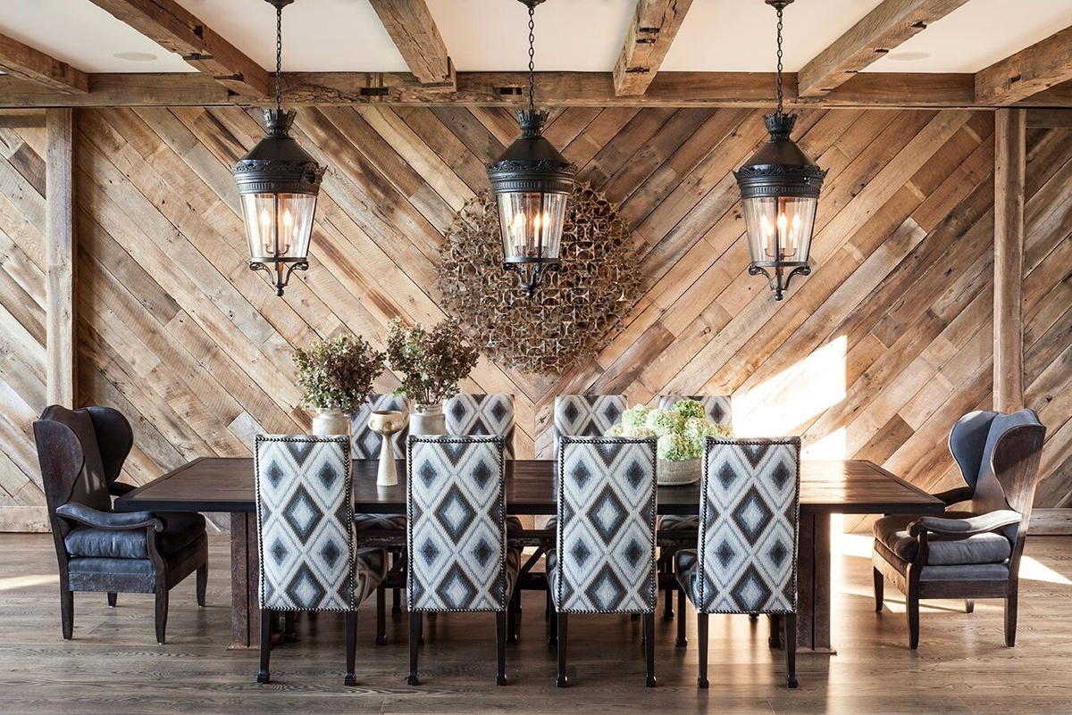     Дерево- прекрасный композиционный материал, уравновешенности которому придает другая облицовка