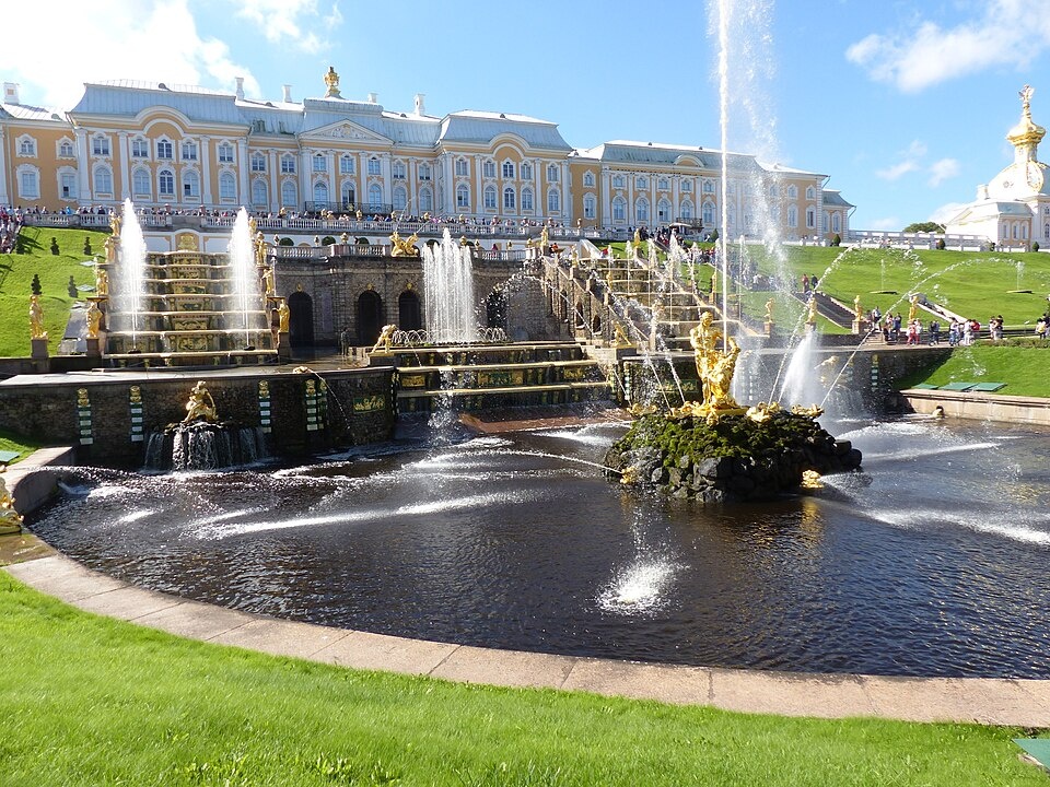 Большой Каскад в Петергофе. Источник: Wikimedia Commons / Benjamín Núñez González (CC BY-SA 4.0)