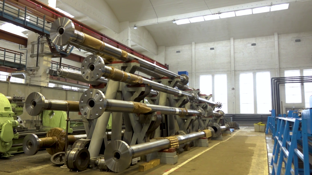 "Янтарь" обрабатывает валы разных диаметров - от 110 до 350 мм и более, длиной до 20 м / Фото: ПСЗ "Янтарь"  📷
