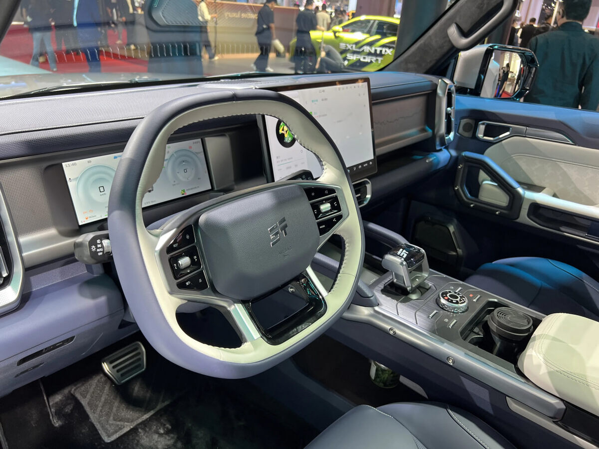 Jetour T2 получил модернизированный салон.