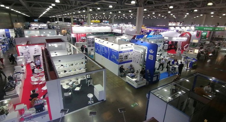    Эксперты ЦОК АПК рассказали о Международной выставке «Аналитика Экспо 2025»