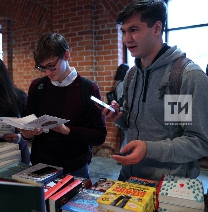 Чтение или короткие видео: что выбирает молодое поколение