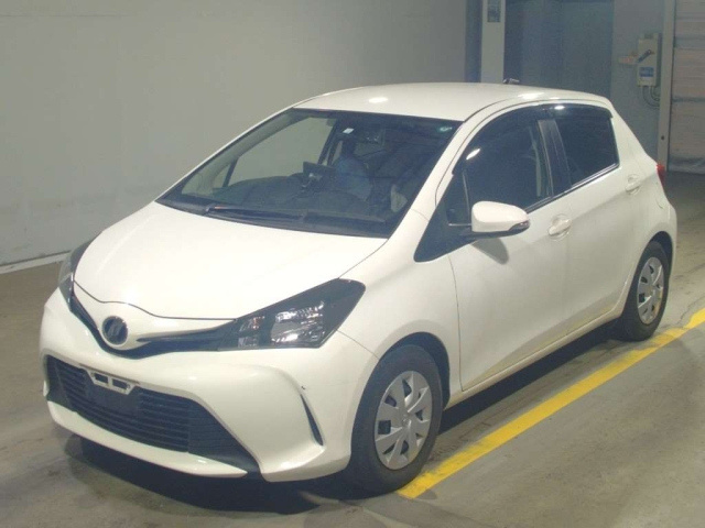 Toyota Vitz. Фотография с аукциона.