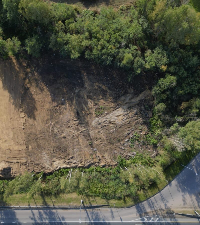 Мы предлагаем комплексные кадастровые услуги, направленные на обеспечение юридической чистоты и точного оформления ваших земельных участков. От подбора подходящего участка до оформления всех необходимых документов — мы сопровождаем вас на всех этапах.
