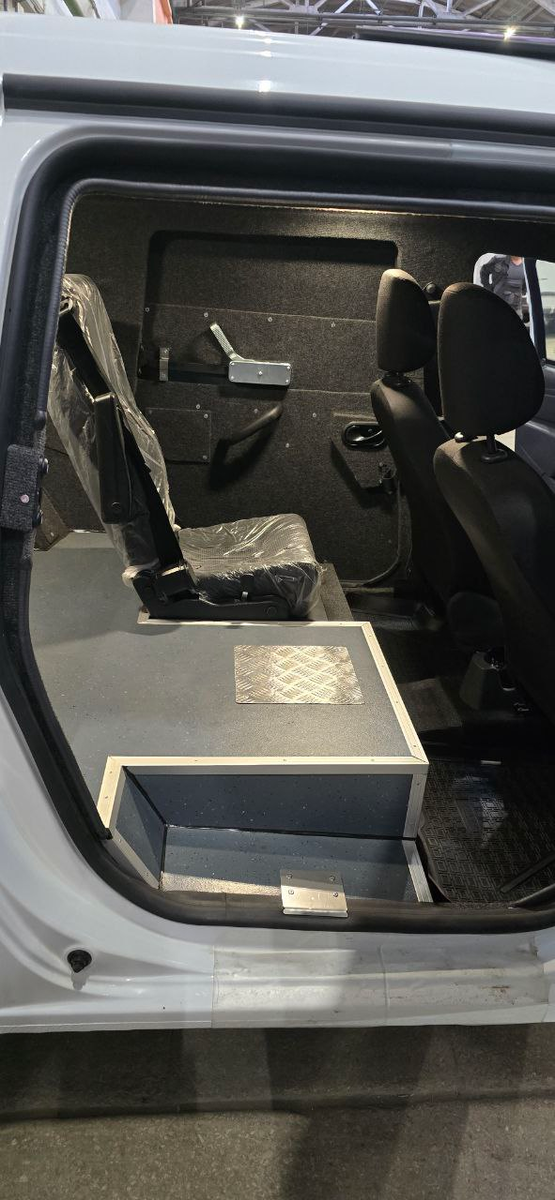   Бронированная Lada Largus