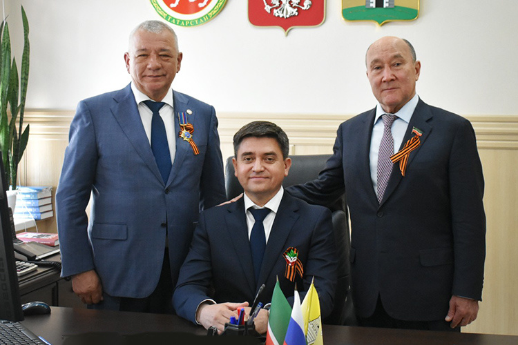    В Спасском муниципальном районе представили будущего главу — им станет 47-летний Роман Исланов..   
Фото: gossov.tatarstan.ru