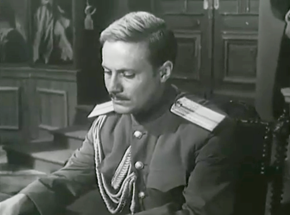 Капитан Кольцов в штабе Белых