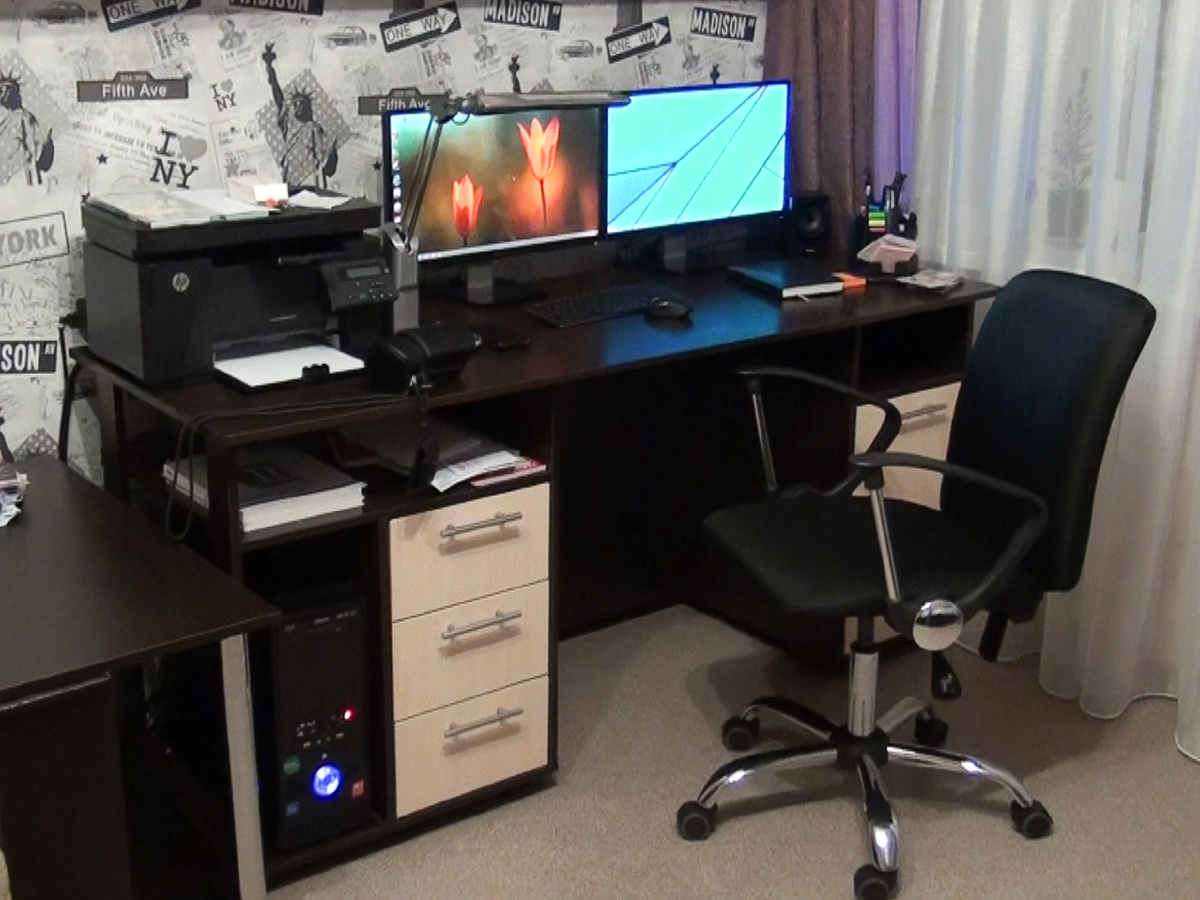 Стол из ЛДСП