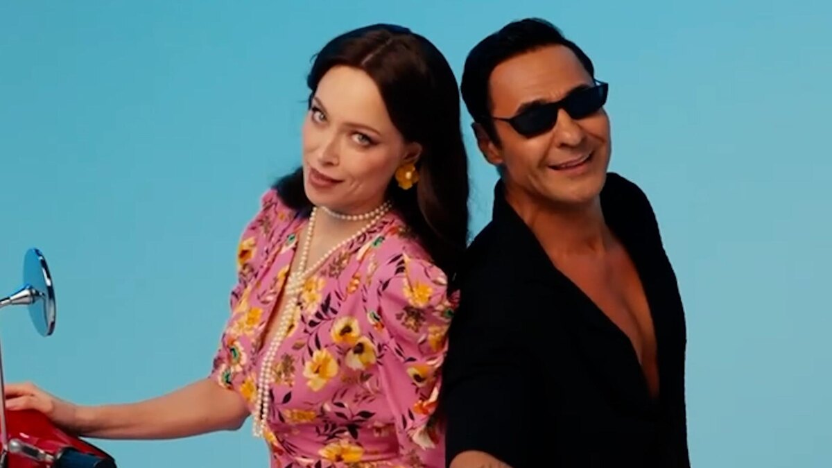 Фото: pr scr клипа Стаса Костюшкина и Настасьи Самбурской