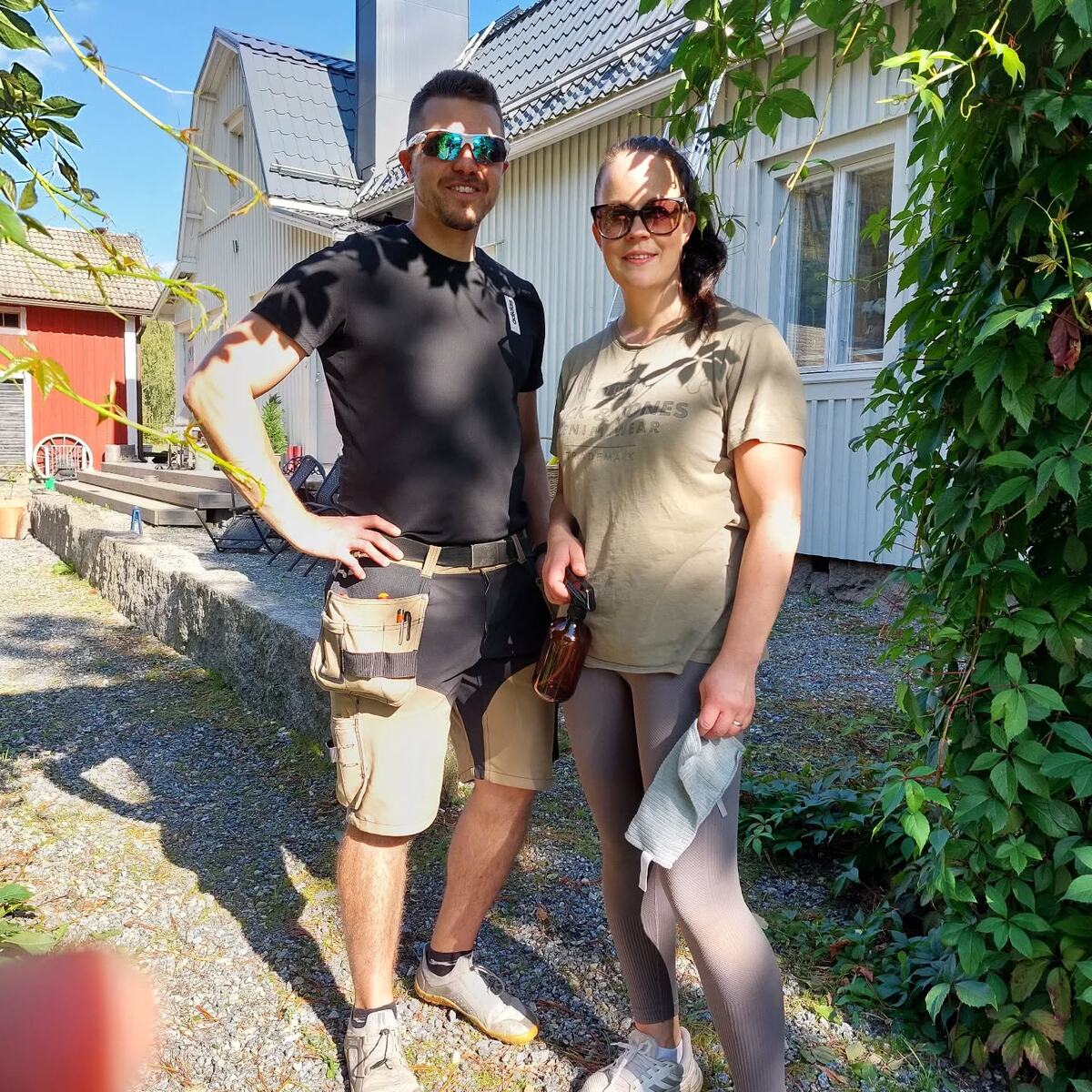 Познакомьтесь с хозяевами домика: Осси и его супруга Миа